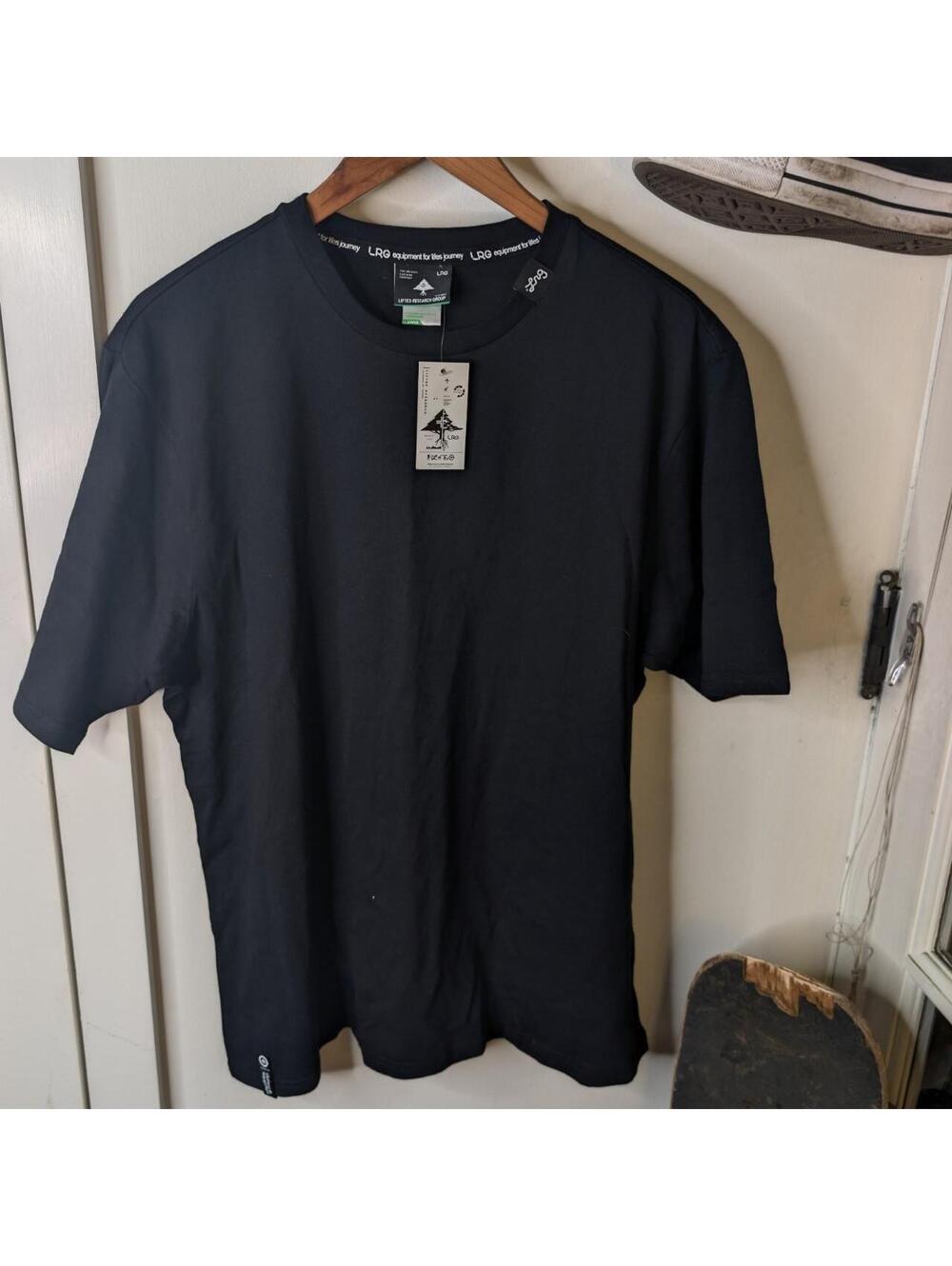 NWT LRG Lifted Research Group Black Essential Tee - Mens Large
